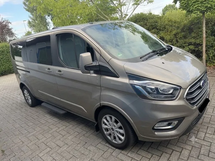 Ford Tourneo Custom