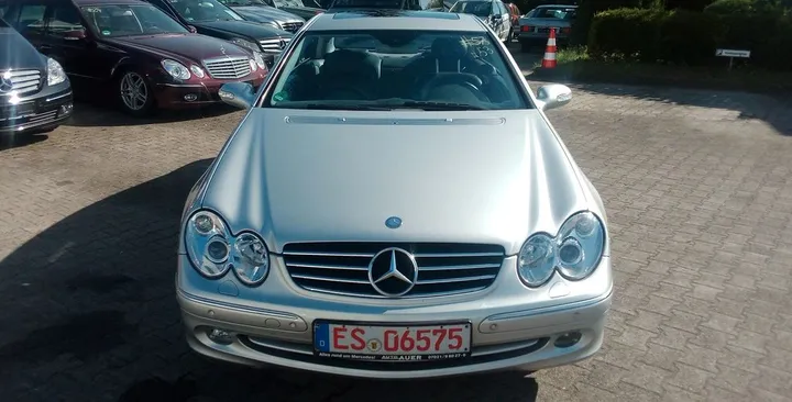 Mercedes-Benz CLK 320