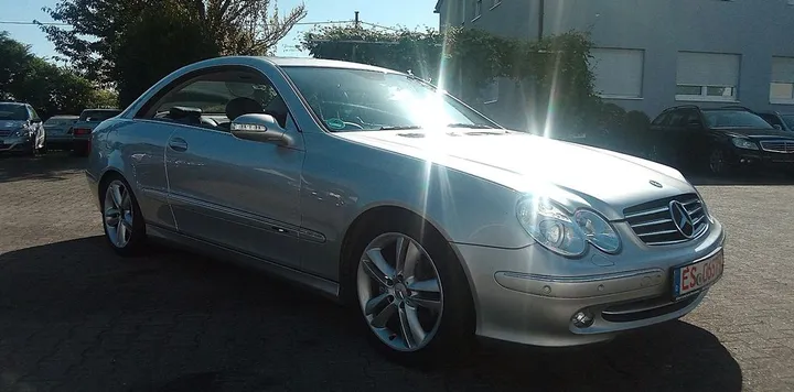 Mercedes-Benz CLK 320