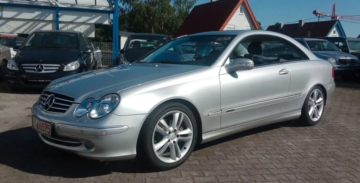 Mercedes-Benz CLK 320