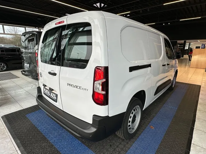 Toyota Proace City (Verso)