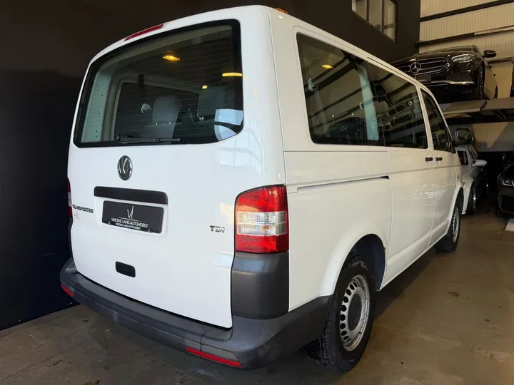 Volkswagen T5 Kombi