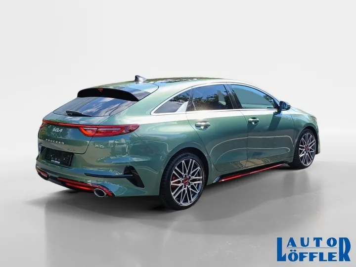 Kia pro cee'd / ProCeed