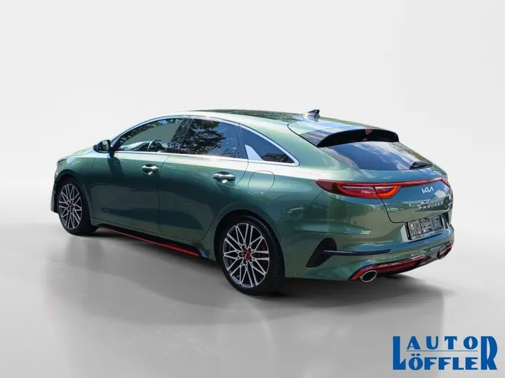 Kia pro cee'd / ProCeed