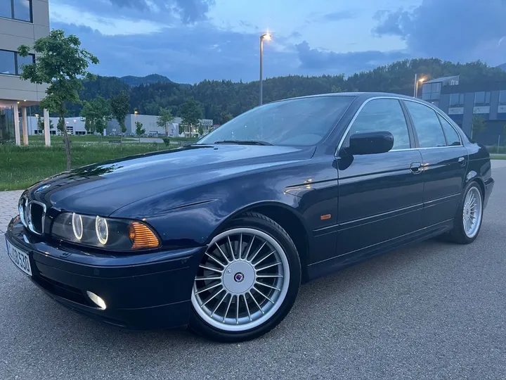 BMW 530