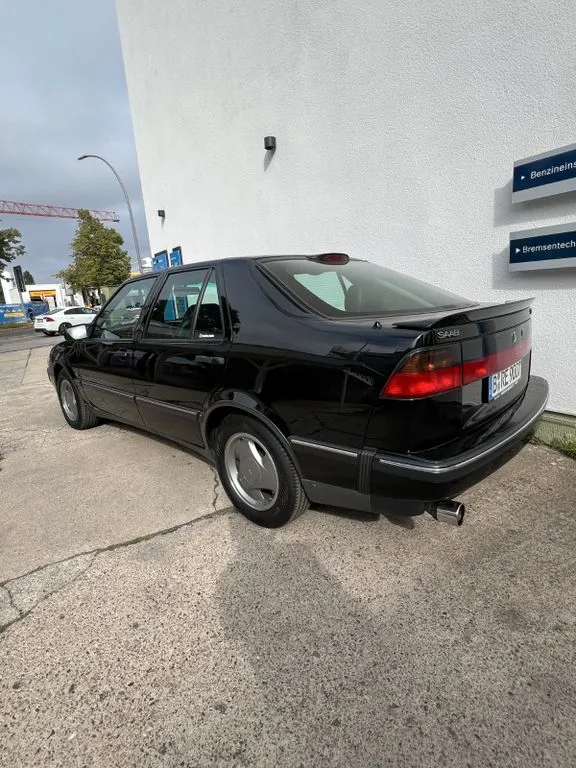 Saab 9000