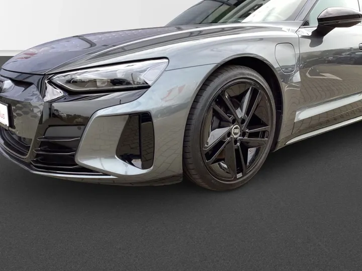 Audi e-tron GT
