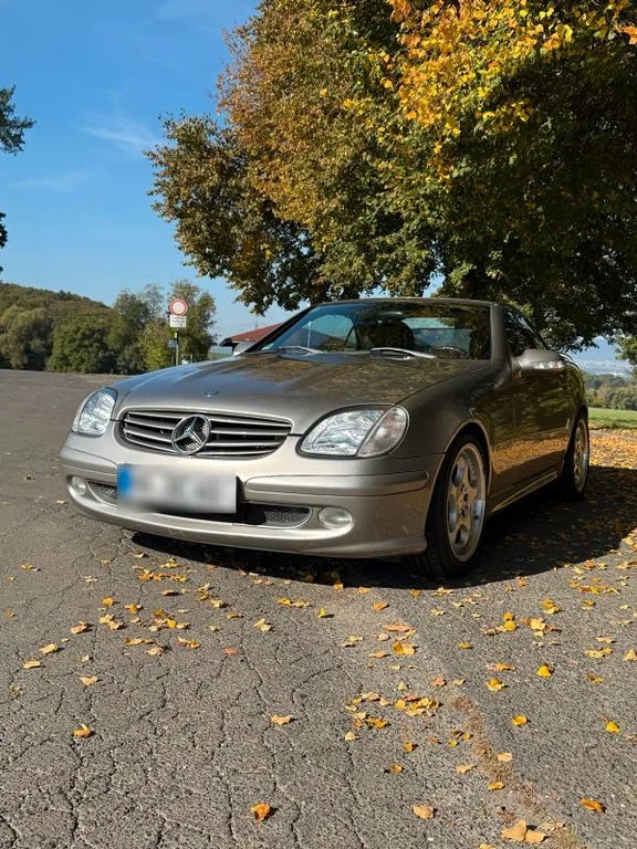 Mercedes-Benz SLK 200