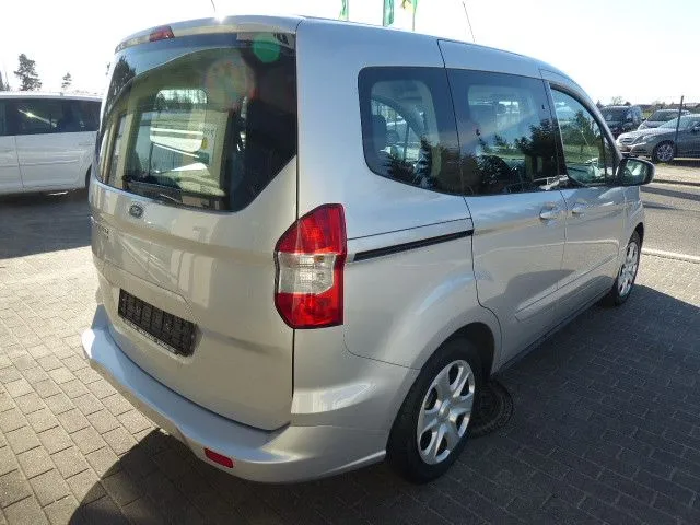 Ford Tourneo Courier