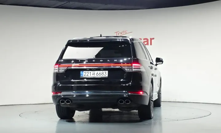 Lincoln Aviator