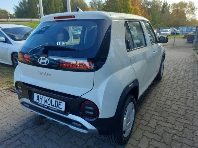 Hyundai INSTER