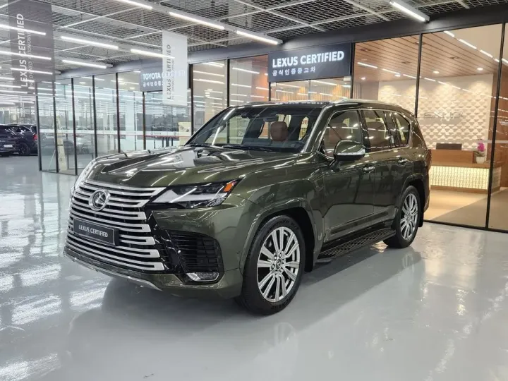Lexus LX