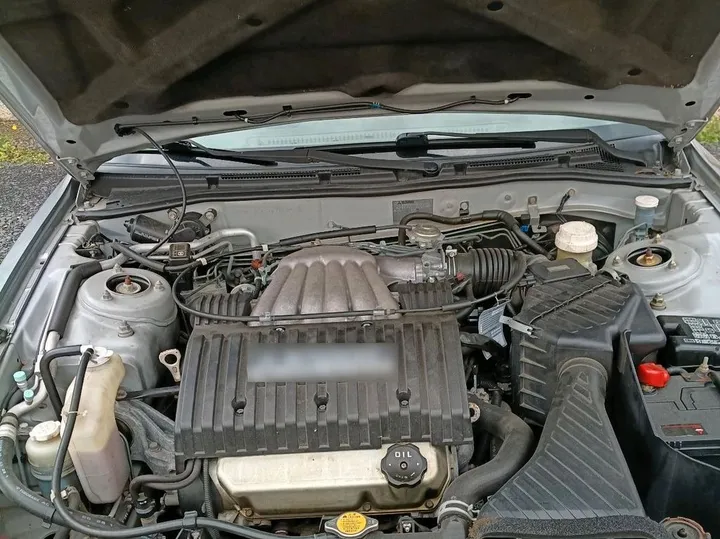 Mitsubishi Galant