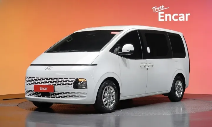 Hyundai Staria