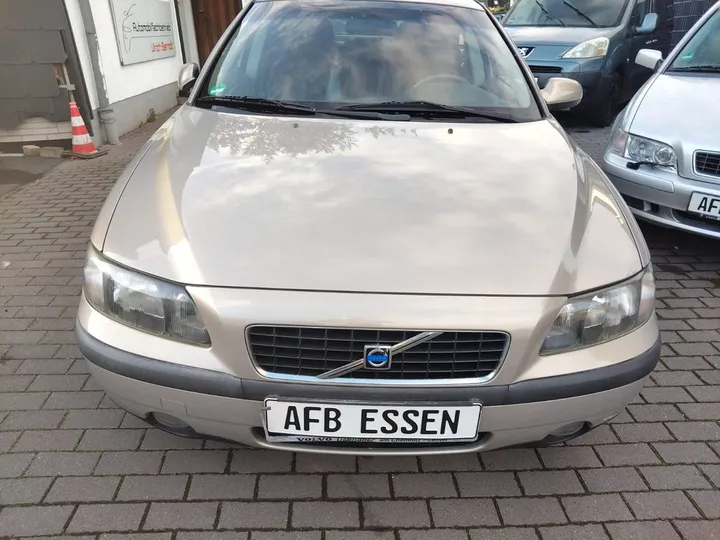 Volvo S60