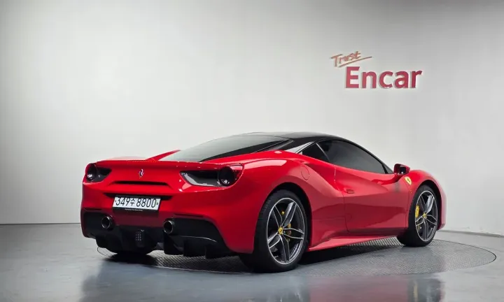 Ferrari 488