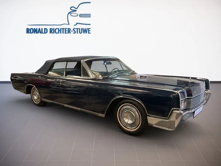 Lincoln Continental