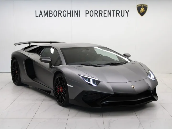 Lamborghini Aventador