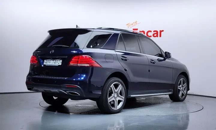 Mercedes-Benz GLE-Class