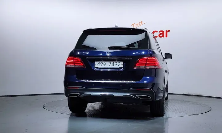 Mercedes-Benz GLE-Class