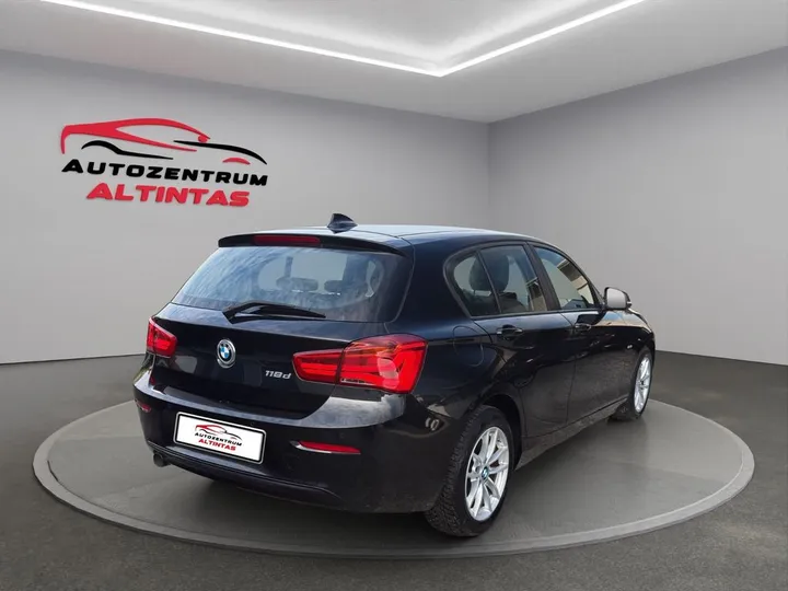 BMW 118