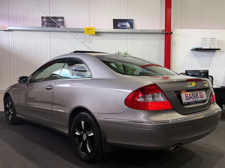 Mercedes-Benz CLK 280