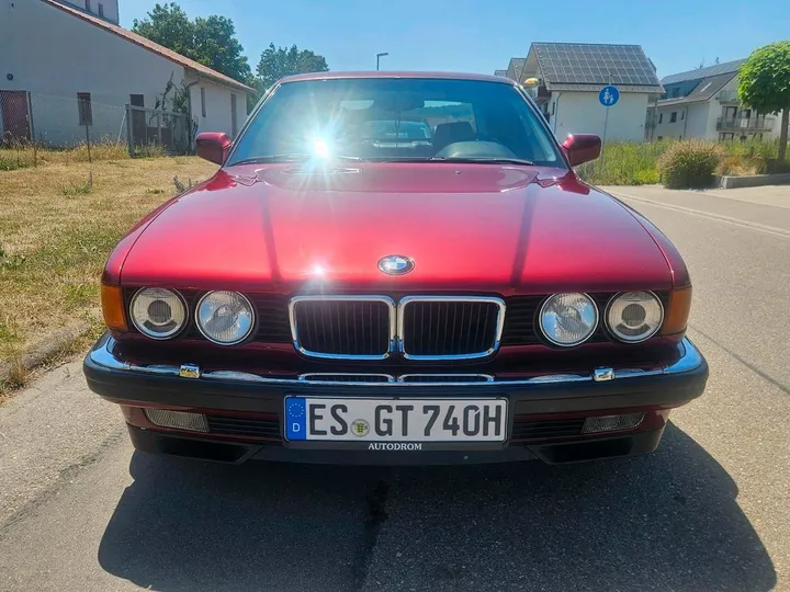 BMW 740
