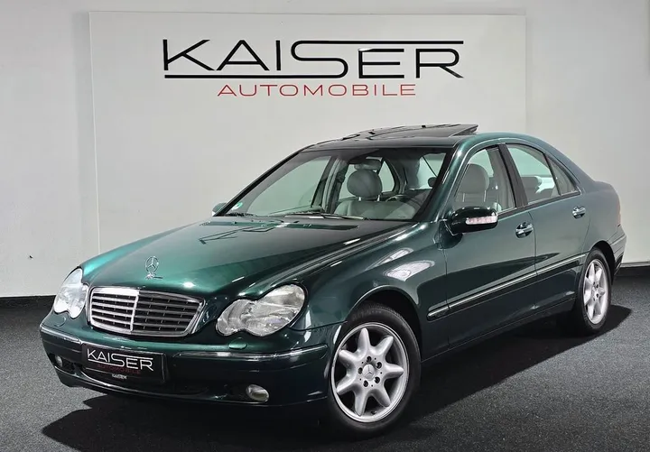 Mercedes-Benz C 320