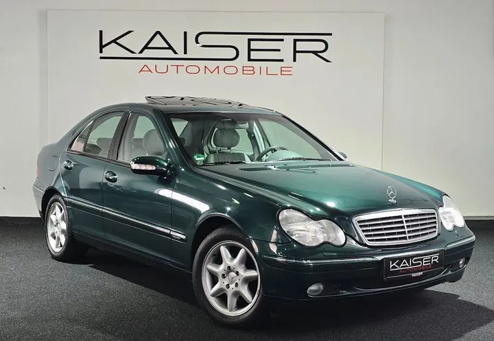 Mercedes-Benz C 320