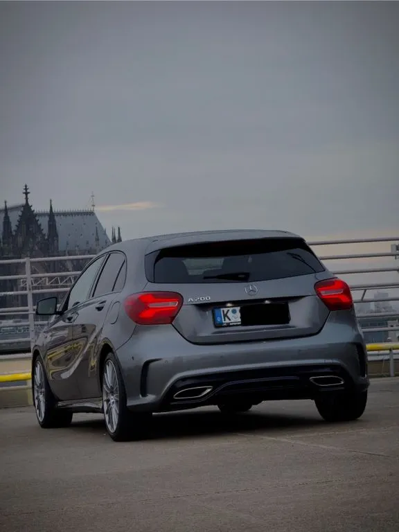 Mercedes-Benz A 200