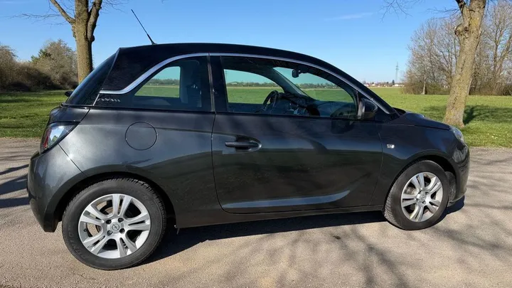 Opel Adam