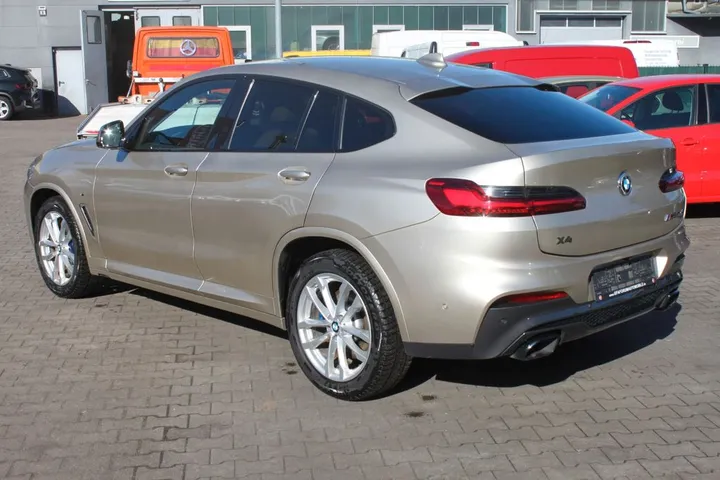 BMW X4 M40