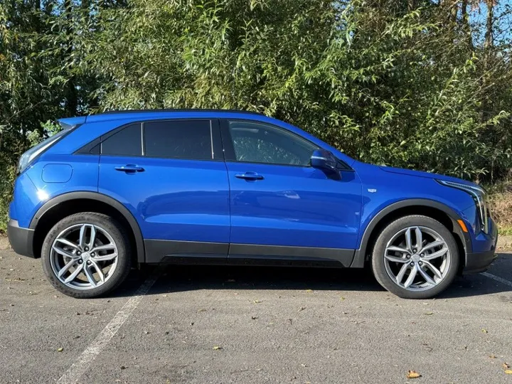 Cadillac XT4