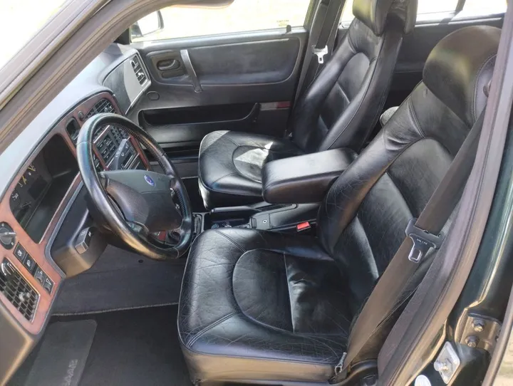 Saab 9000