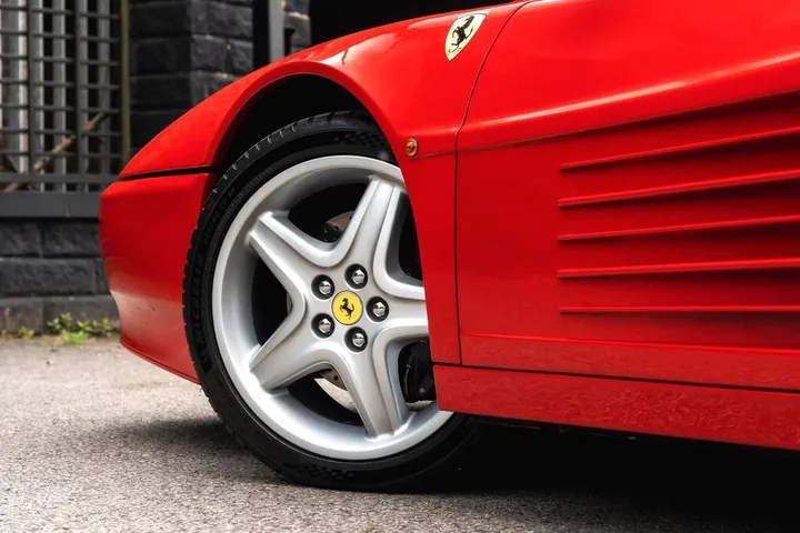 Ferrari 512