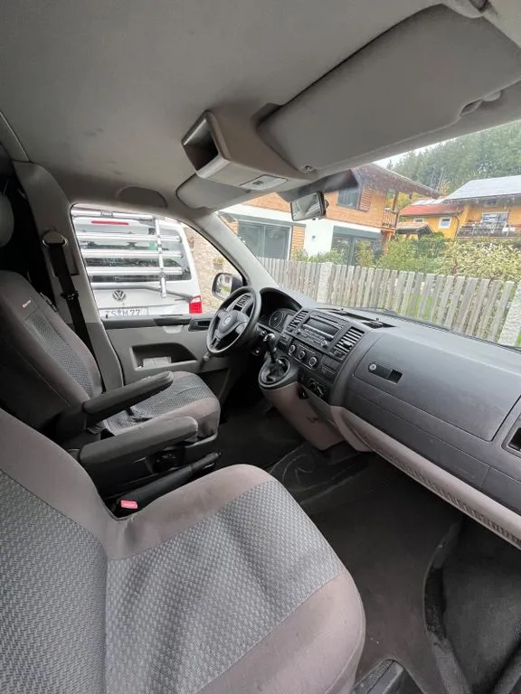 Volkswagen T5 Transporter