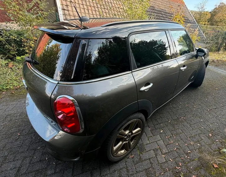MINI Cooper Countryman