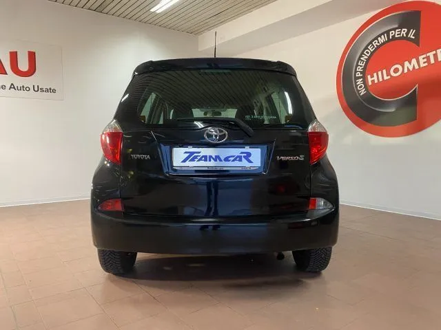 Toyota Verso-S