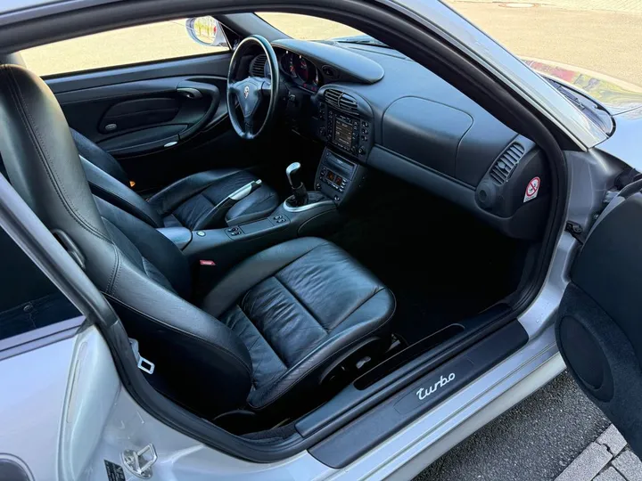 Porsche 996
