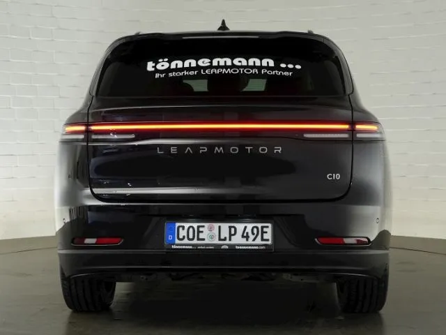 Leapmotor C10