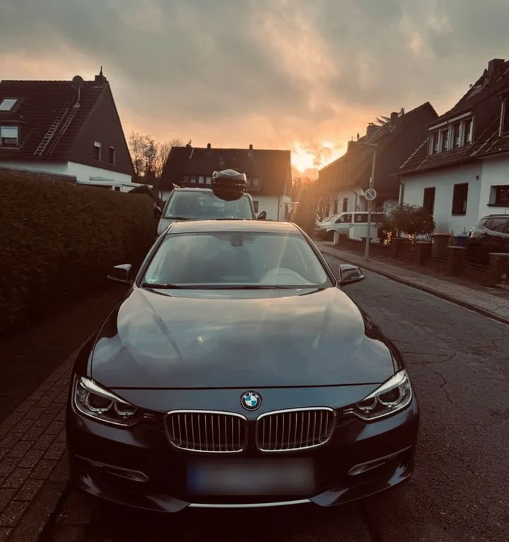 BMW 320