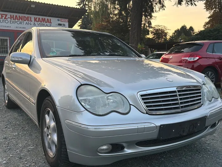 Mercedes-Benz C 180