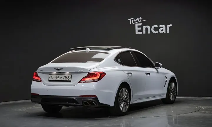 Genesis G70