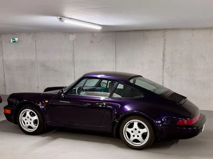 Porsche 964
