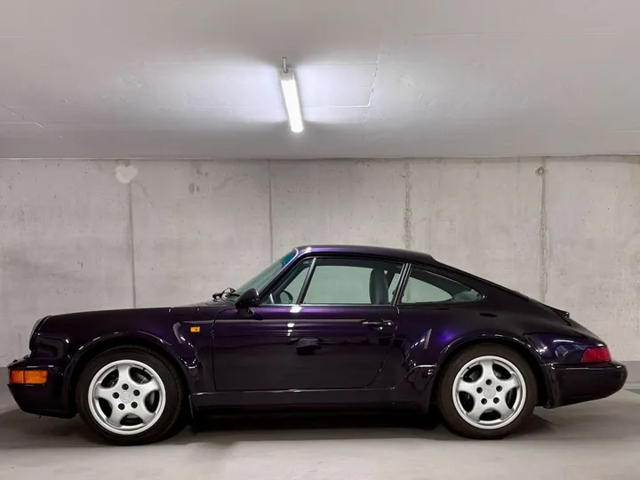 Porsche 964