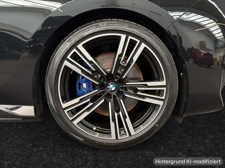 BMW M760