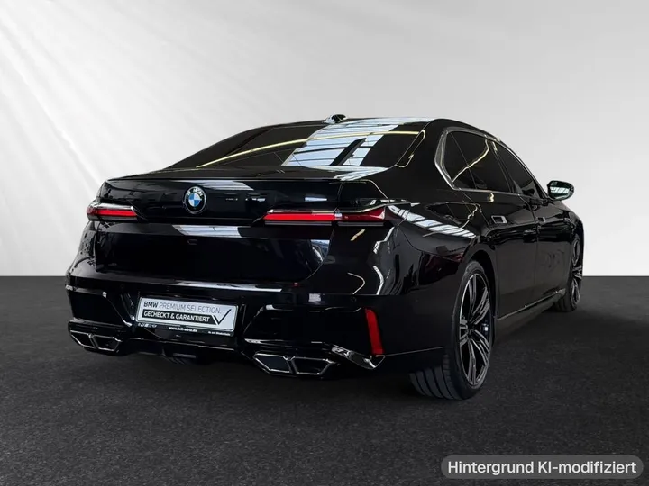BMW M760