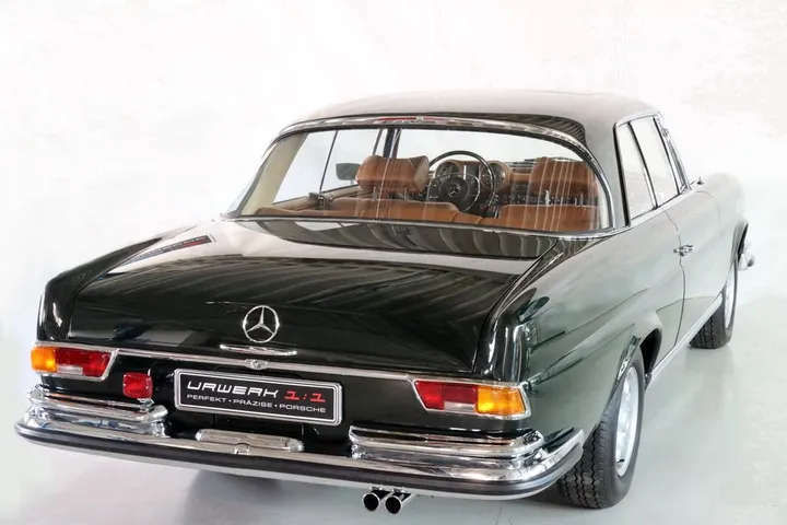 Mercedes-Benz 280