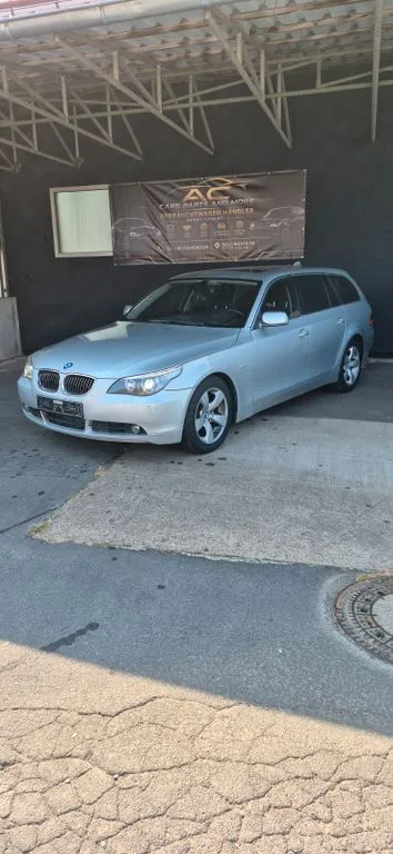 BMW 525
