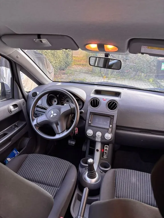 Mitsubishi Colt